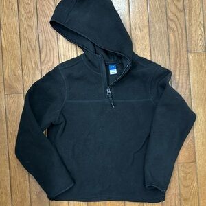 Boys Old Navy fleece pull over. Lightweight